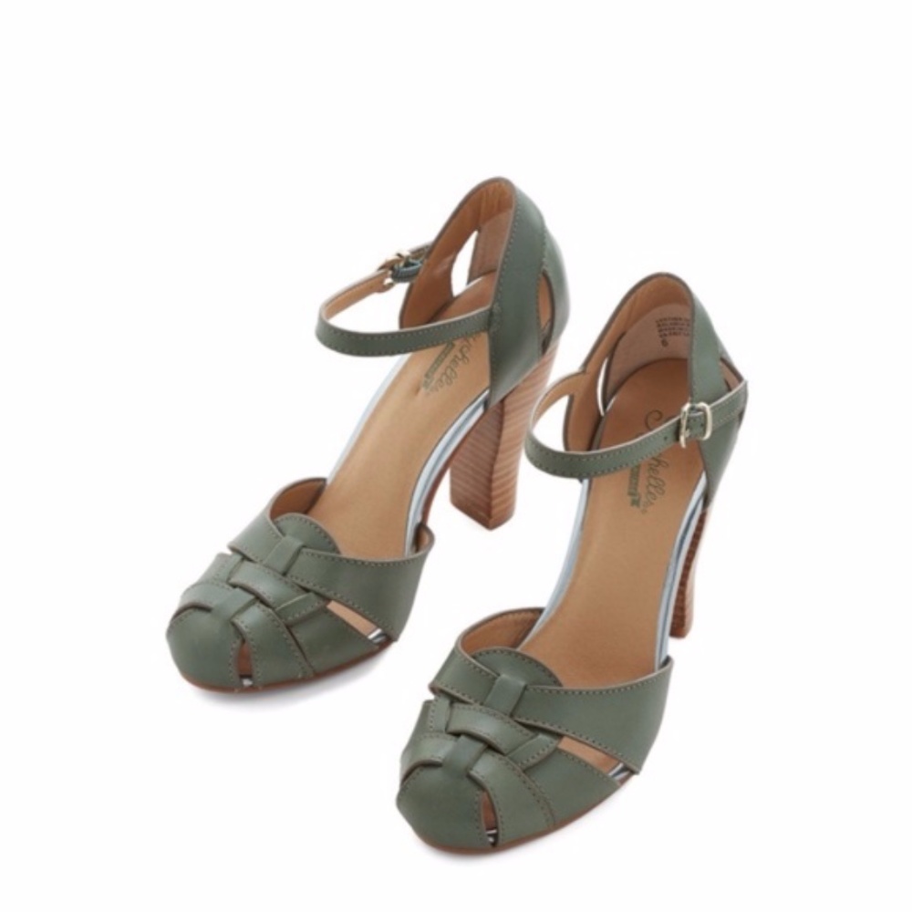 Seychelles 'Get Loud' Leather Heels Seafoam Green